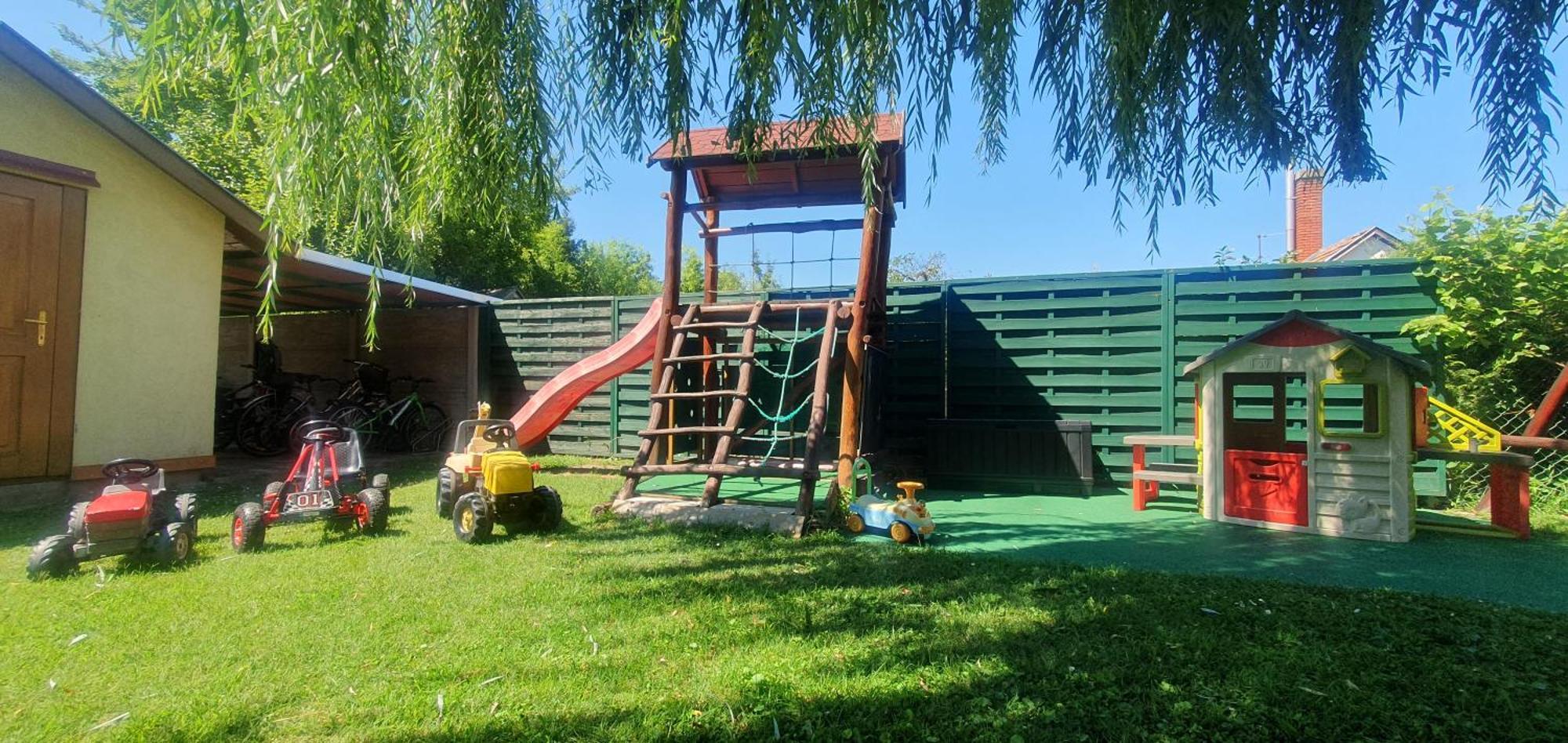 Tamasi Villa- Nyaralohaz Balatonkeresztúr Екстериор снимка